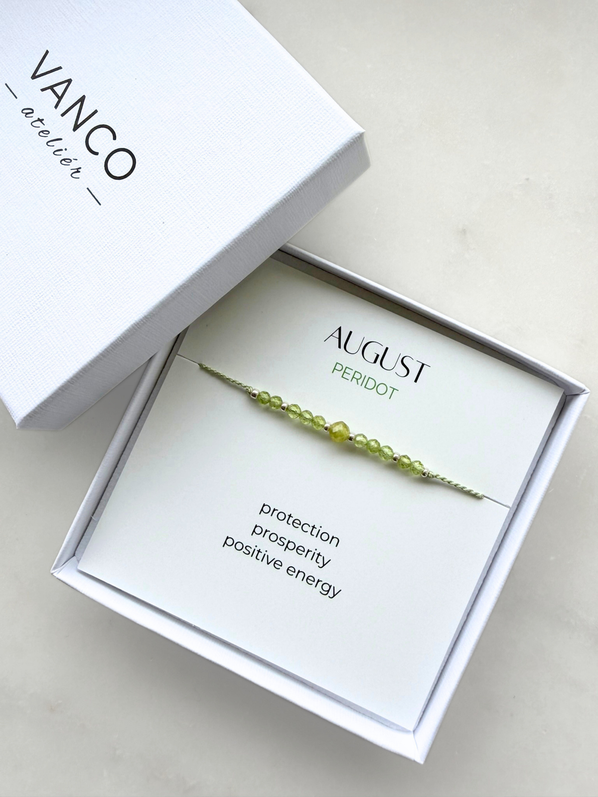 August birthstone bracelet | Peridot bracelet | Minimalist style