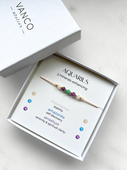 Wassermann-Armband, Sternzeichen-Armband aus Mineralien, Minimalistisches Wassermann-Armband, Mondstein, Amethyst, Geschenk für Sie, Kleines bedeutungsvolles Geschenk, Gold