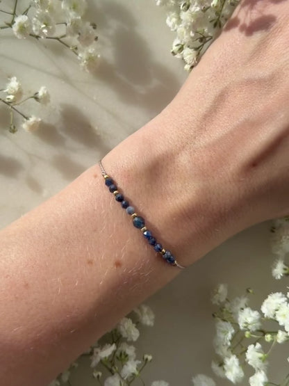 September birthstone bracelet | Sapphire bracelet | Minimalist style